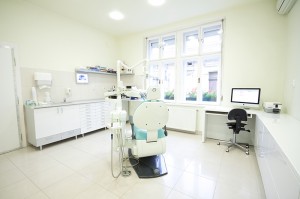 Dental Art - Clinica implant dentar Oradea