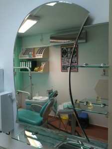 EsteticDent - clinica implant dentar Brasov