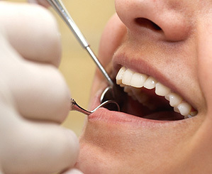 Consultatie si plan de tratament pentru implant dentar